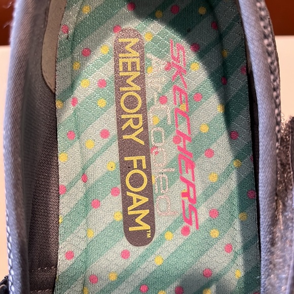 Sketchers Air-Cooled Memory Foam 7.5 - Picture 2 of 5